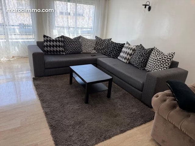 Appartement Meublé avec Cheminée – Palmier — 2
