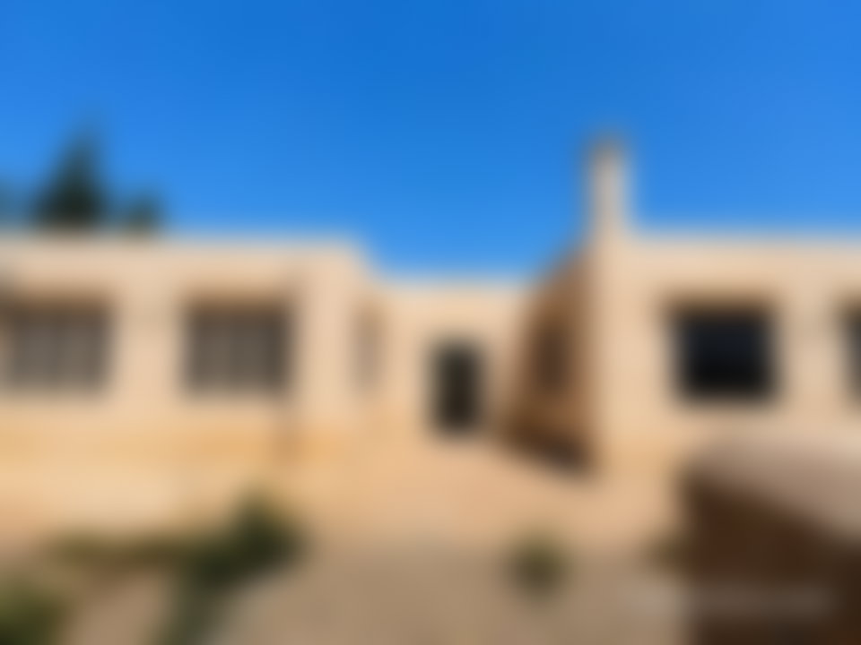 أرض للبناء بإطلالة بحرية في حي الصويرة الجديدة