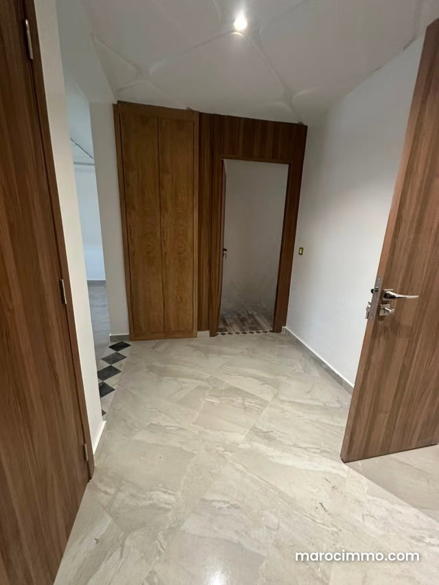 Appartement 3 chambres avec double façade — 2