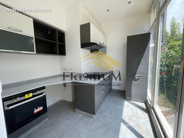 Joli appartement rez de jardin — 5