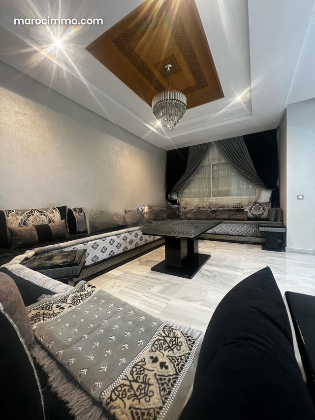 Vente d'un bel appartement à Mozart. 4 grandes pièces. Porte sécurisée et chauffage central — 4
