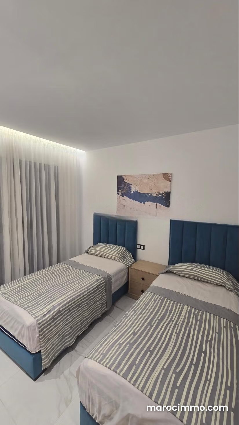 Appartement meublé vue mer et montagne à Mdiq — Mdiq