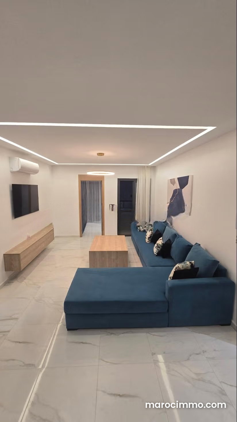 Appartement meublé 90 m² à Mdiq avec terrasse et garage — Mdiq