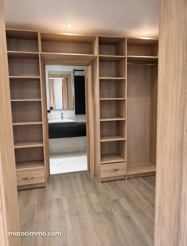 Magnificent 120 m² apartment in Gauthier – Bright, modern and ideally located — 5
