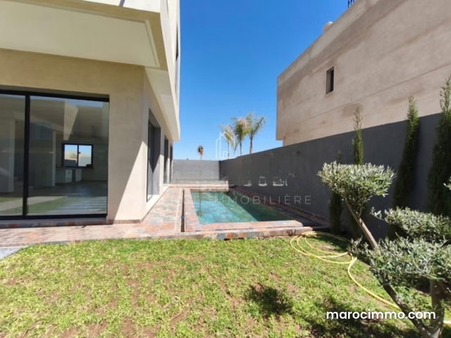 VENTE villa tagana 5 chambres piscine chauffee — 5
