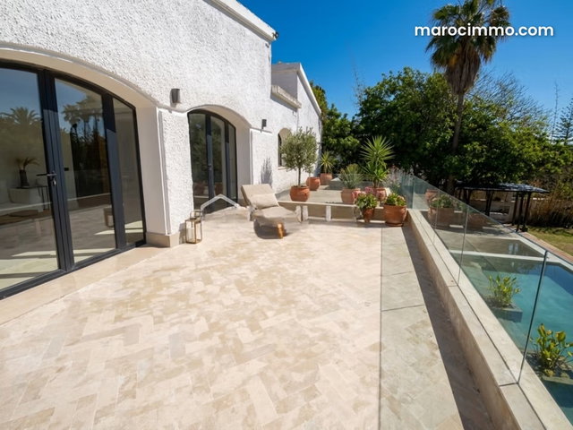 Villa de 1550 m² à Casablanca — 2