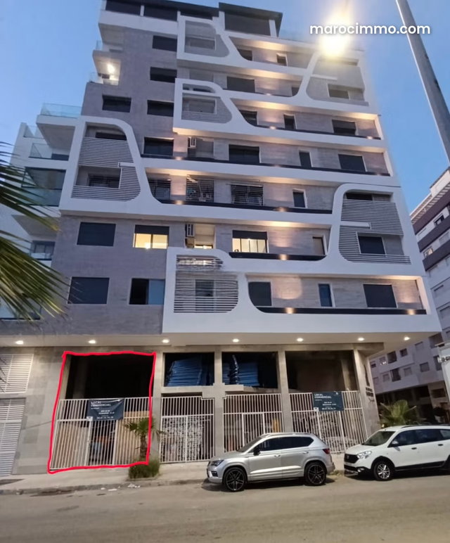 Local commercial neuf 104m² Moulay Ismail — 2