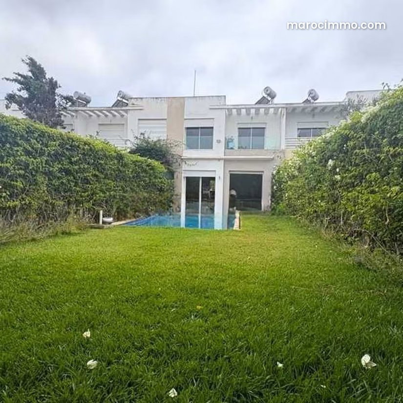 Villa meublée à louer à Sidi Rahal, jardin et terrasse — Sidi Rahal