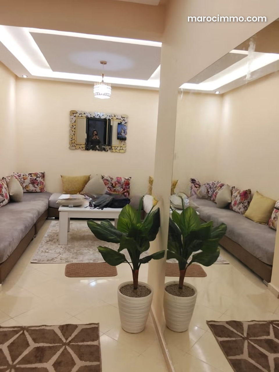 Bel appartement à louer à Tarka. Surface totale de 60 m². Meublé
