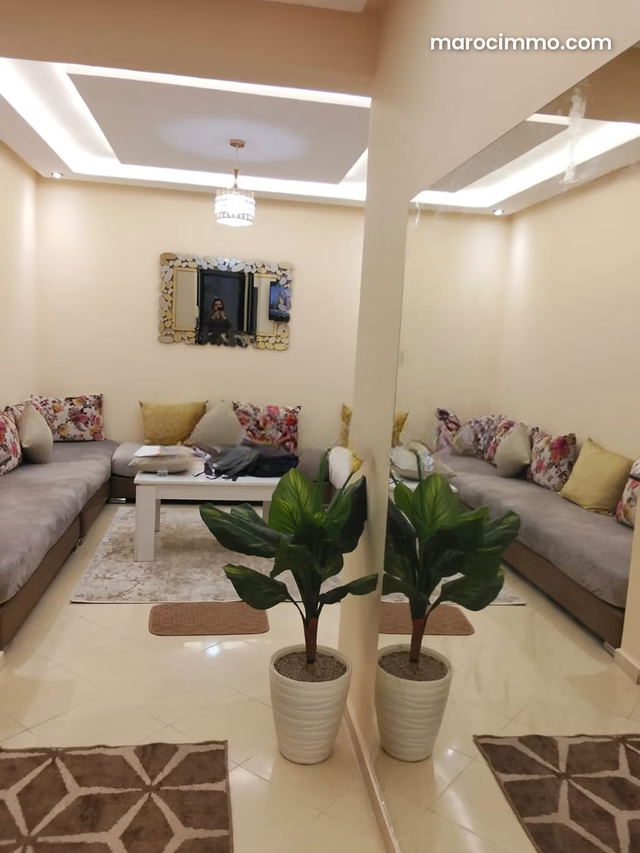 Bel appartement à louer à Tarka. Surface totale de 60 m². Meublé — Marrakech