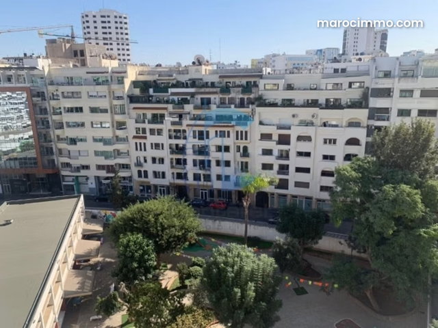 Appartement familial meublé de 190 m² à louer – De — 5