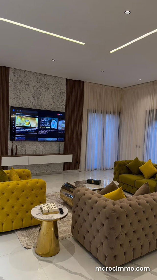 Magnifique villa à louer sur la route Ourika. Superficie totale de 400 m². Meublée — 4