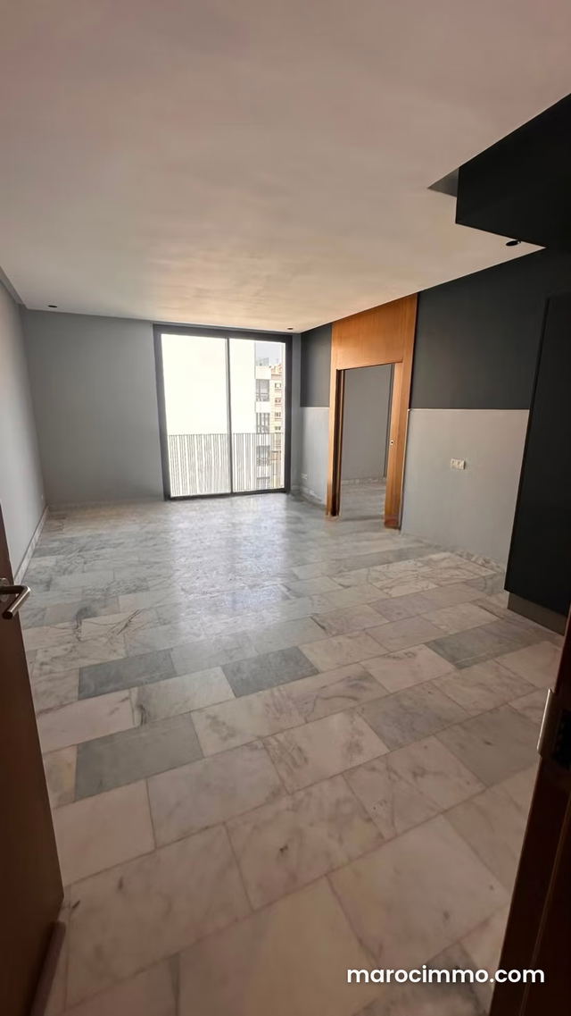 Studio vide à louer – Ferme Bretonne — Casablanca