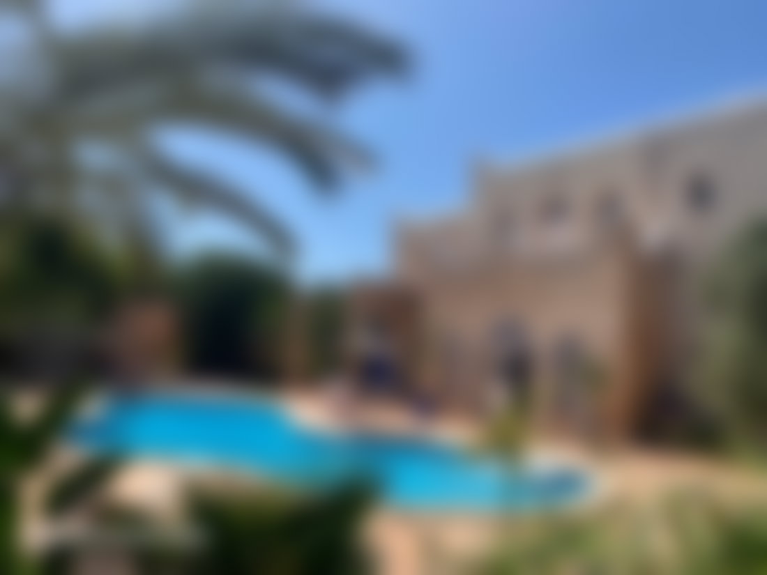 فيلا حجرية فسيحة للبيع بطريق الصويرة, سافي
