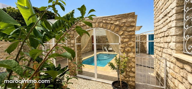 Villa en pierres avec piscine et verger — Essaouira