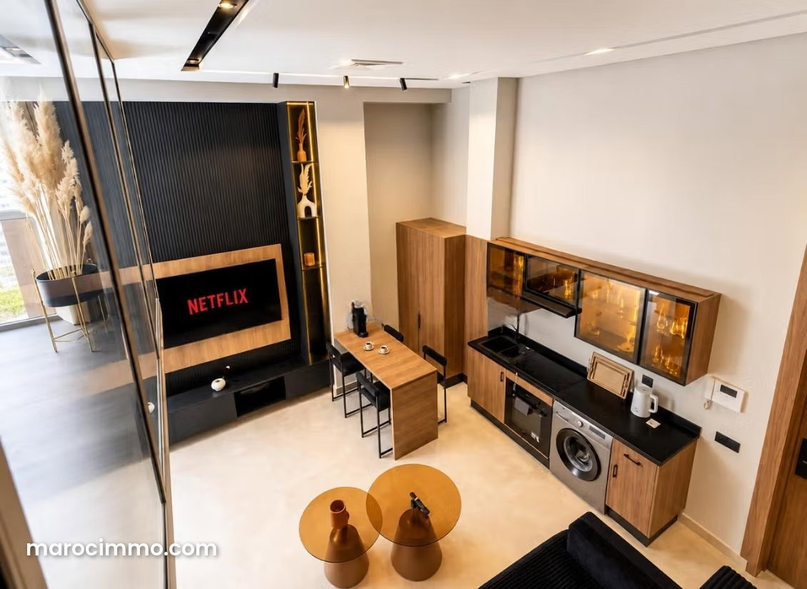 Appartement meublé avec cour privative à Bourgogne Casablanca — Casablanca