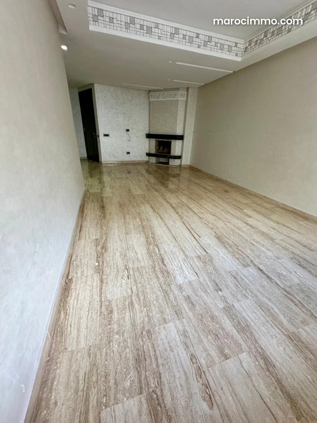 Appartement à louer à Belvédère. 1 Pièce. Ascenseur et terrasse — 2
