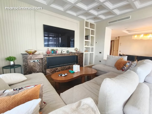 Magnifique appart moderne avec terrasse et Ch. Personnel — 4