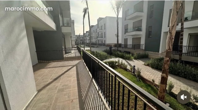 Magnifique appartement avec grandes terrasses – Résidence Majorelle, El Menzeh — 4