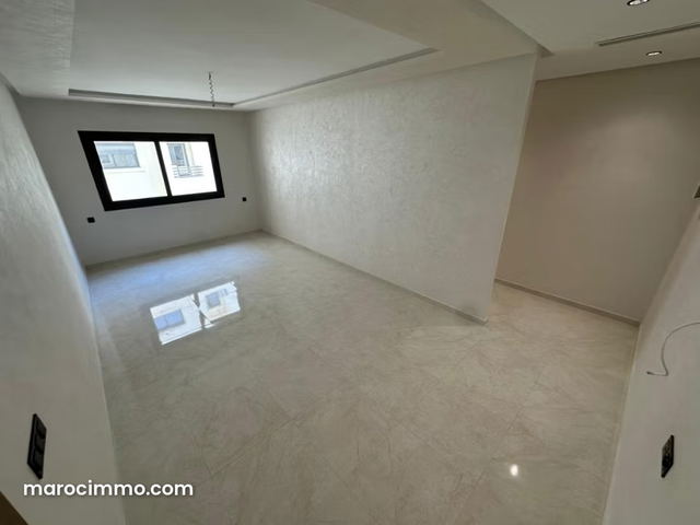 Bel appartement moderne de 91 m² en location — Tanger