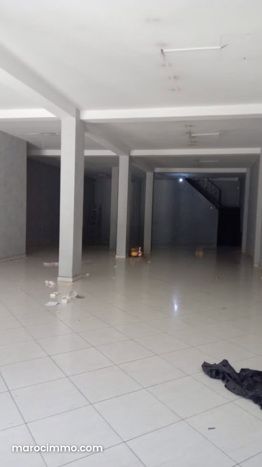محل واسع للإيجار بحي النزاهة في طنجة — طنجة