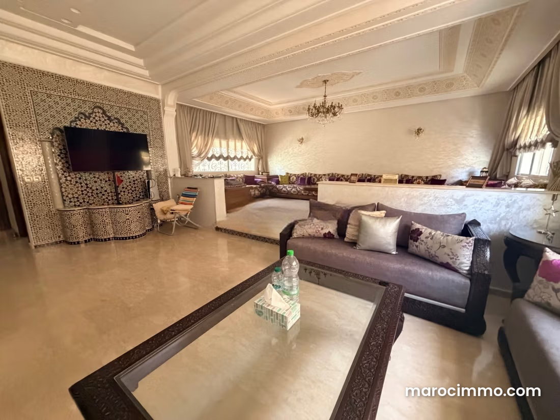 Villa haut standing à vendre à Laimoune, Casablanca — Casablanca