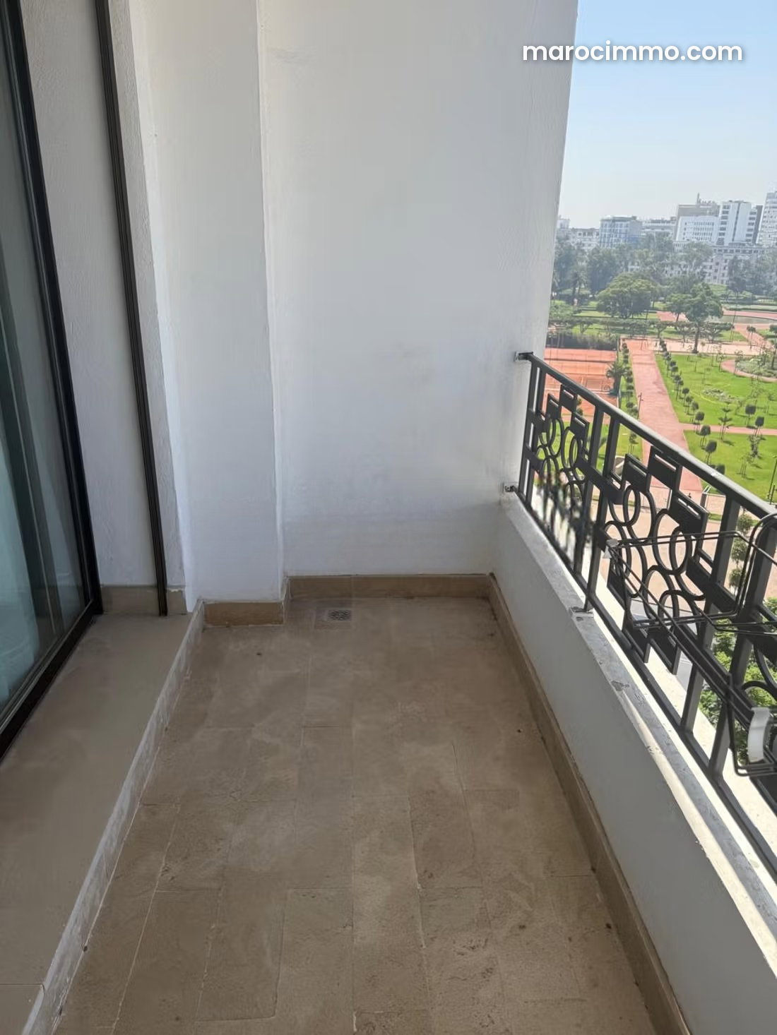Appartement meublé 90 m² avec balcon et parking à Gauthier — Casablanca