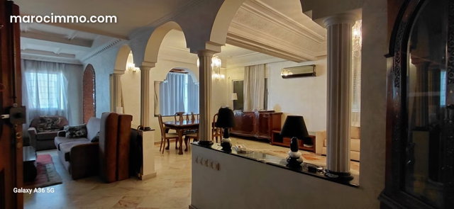 Appartement avec grande terrasse — 2