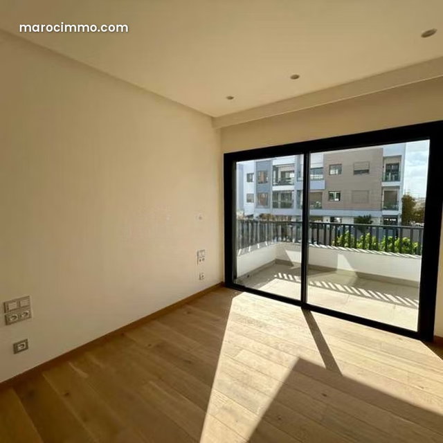 Appartement à Louer de 265.0 m² à Casablanca, Ain Diab Extension 2 — 5