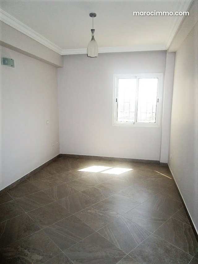 Appart 3ch salon vide 131m2 Quartier Palmier — 4