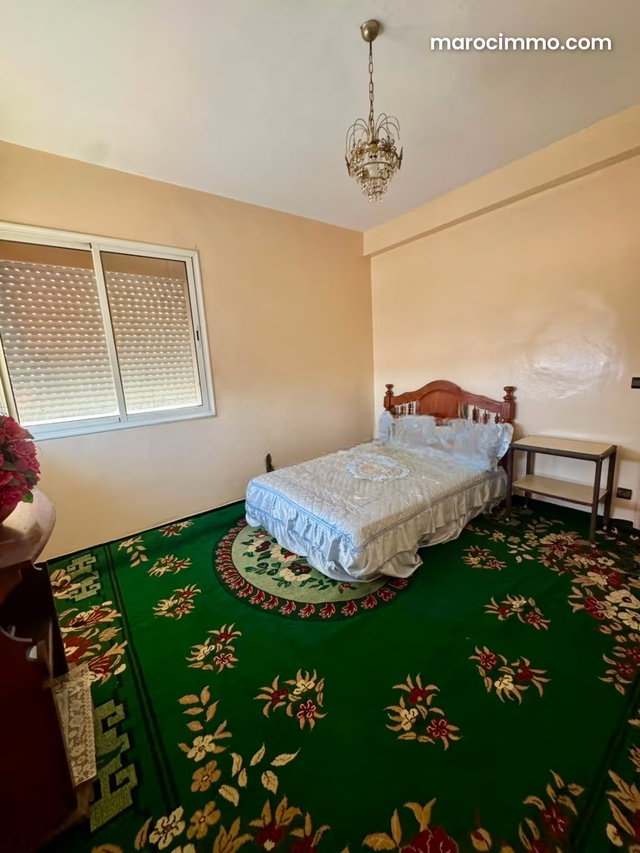 À VENDRE / À LOUER –Appartement à Bourgogne — 5