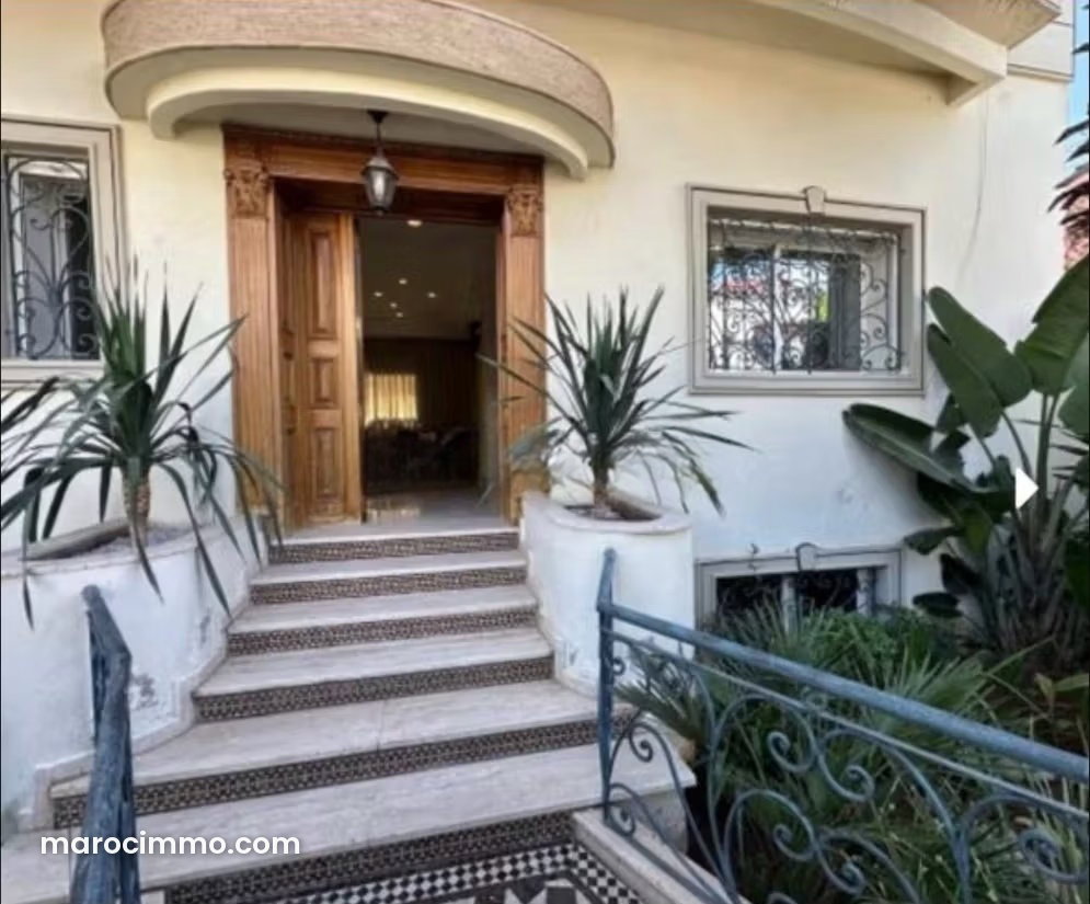 Villa 5 chambres à vendre à Laimoune, Casablanca — Casablanca