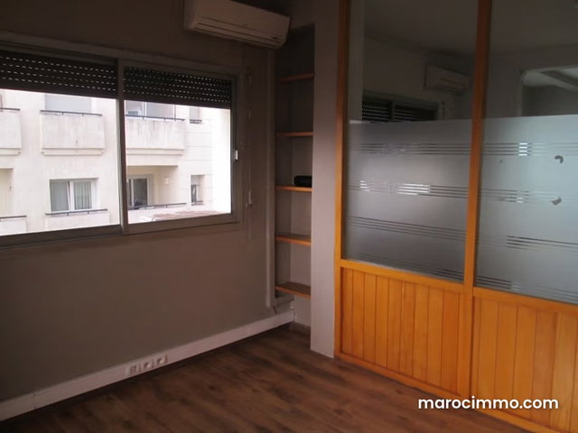 Plateau de bureau à louer sur GAUTHIER — 3