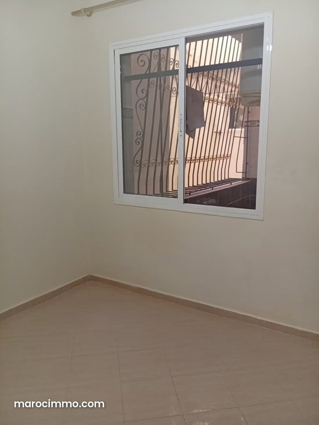 Appartement vide a loue 3 chambres — 4