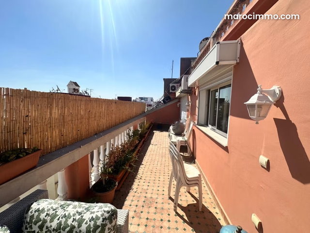 Meublé Moderne 3 chambres avec Terrasse de 45m² — 3