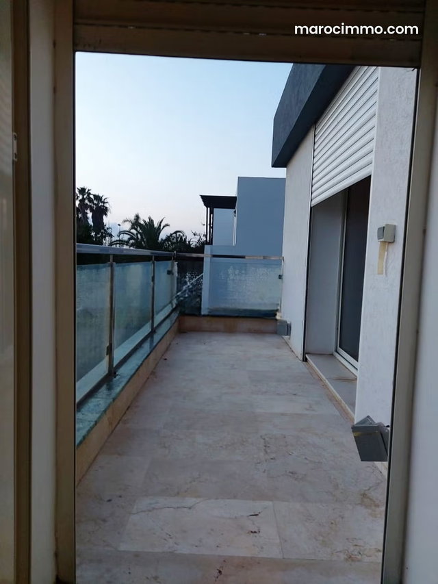 Villa 390m² à Ain Diab Proche Route Dazzemour et Morocco Mall — 3