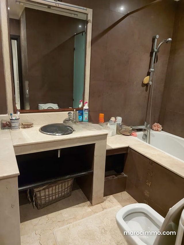 Villa 390m² à Ain Diab Proche Route Dazzemour et Morocco Mall — 4
