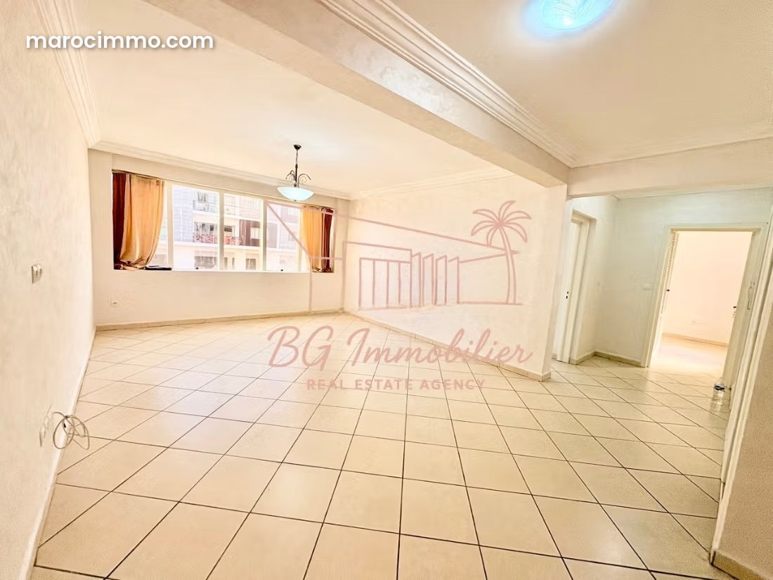 Appartement 3 pièces à louer Founty Agadir avec garage — Agadir