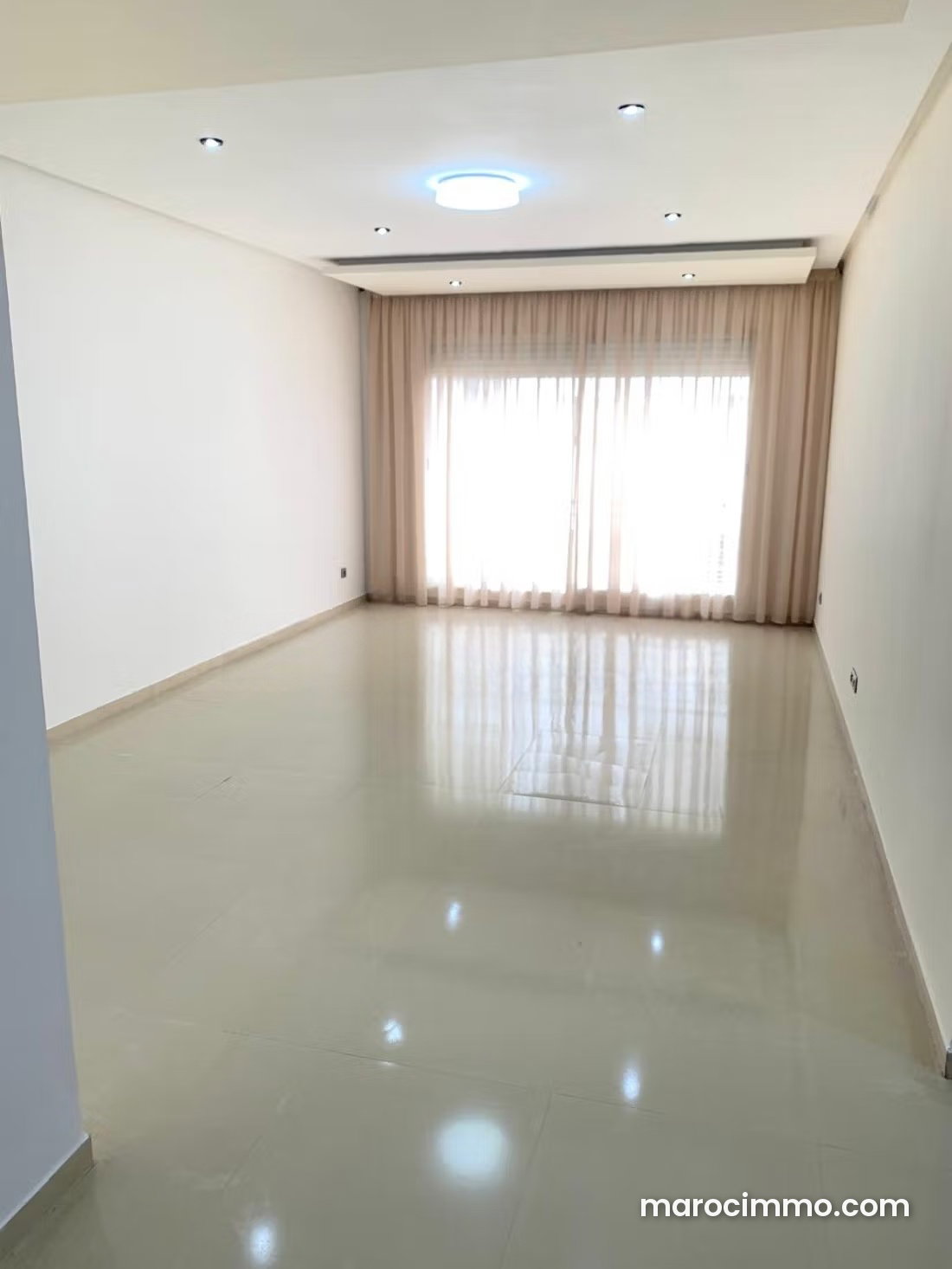 Appartement 3 chambres à louer au quartier Riyad Rabat — Rabat