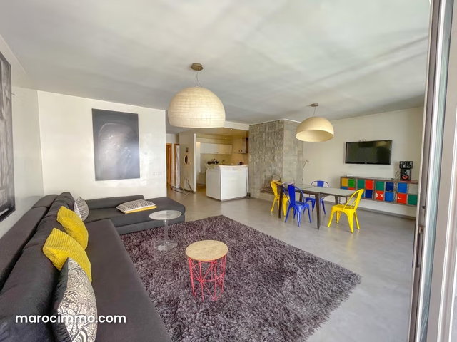 Louez cet appartement à Gauthier. Surface totale 110 m². Meublé — 2