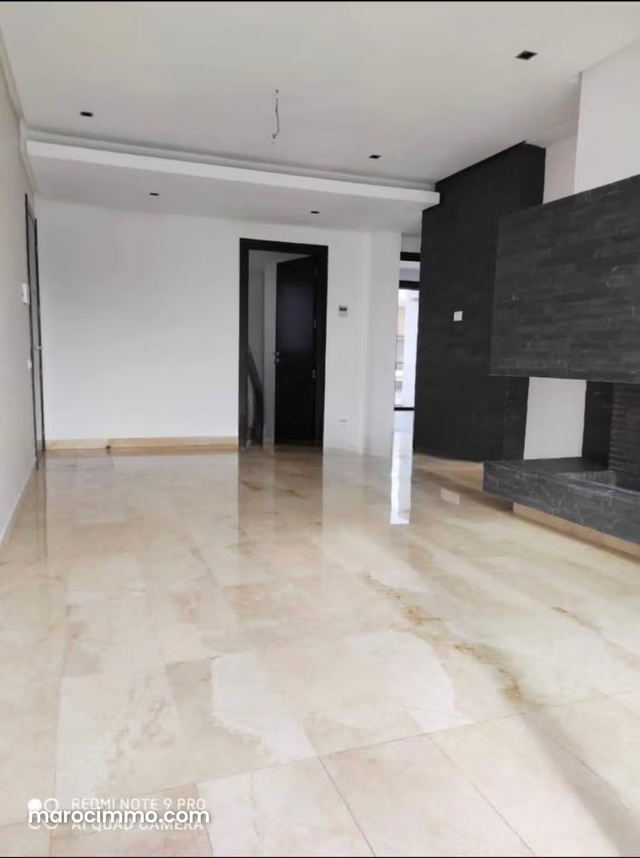 Très bel appartement en location à Ville Verte. 2 chambres. Avec ascenseur et terrasse — Bouskoura