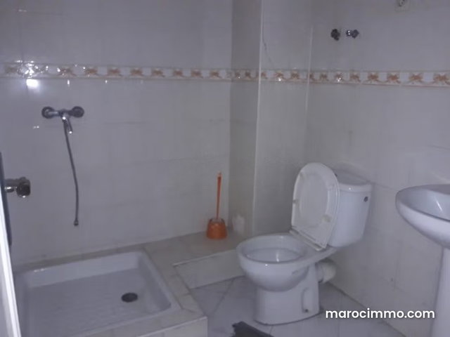 Office for Rent in LOTISSEMENT BACHKOU — 5
