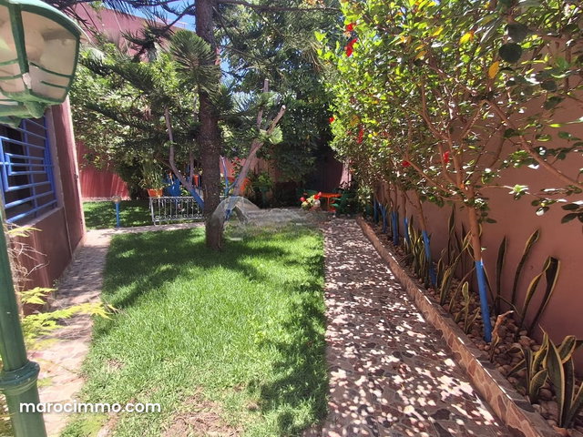 330 m², 3 Bedroom Villa for Sale in Skhirate Témara — 2