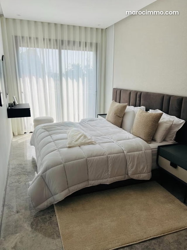 Appartement à louer à Oasis. Superficie 50 m². Porte blindée, antenne parabolique — 2