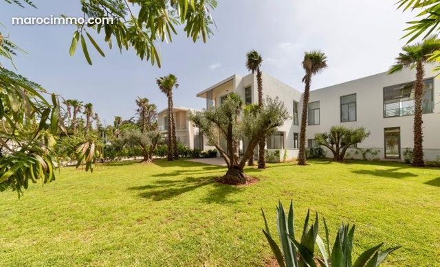 Villa professionnelle de standing 627m² Val d'Anfa — 2
