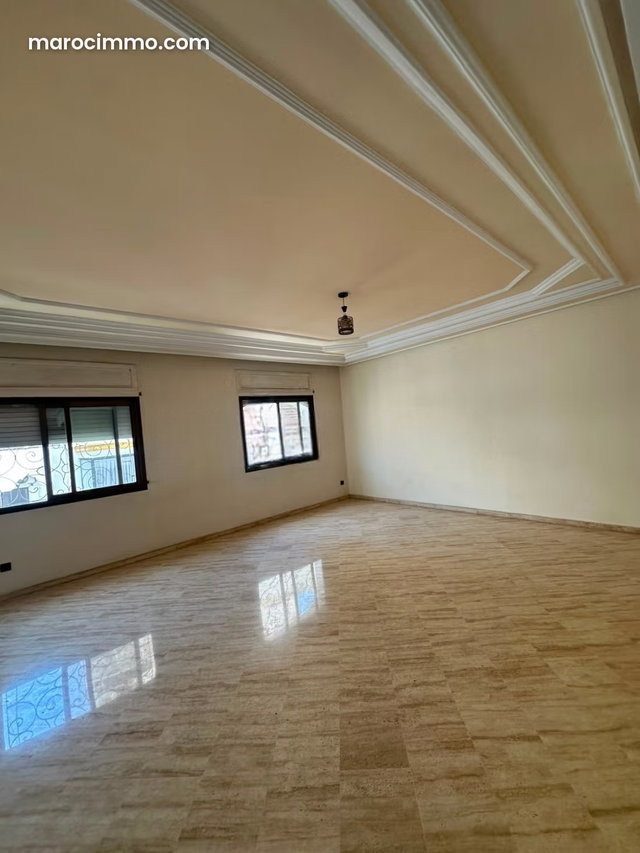 A Louer – Spacieux appartement de 172 m² au cœur de Racine – 12 000 DH/mois — 2