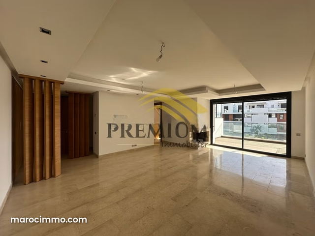 Magnifique appartement avec terrasse — Rabat