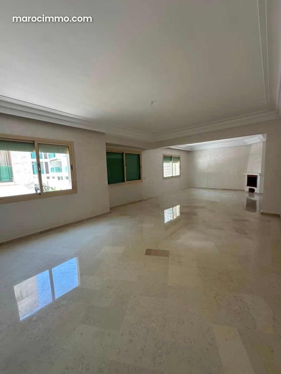 For Sale – 179 m² Apartment on Boulevard de Bourgogne