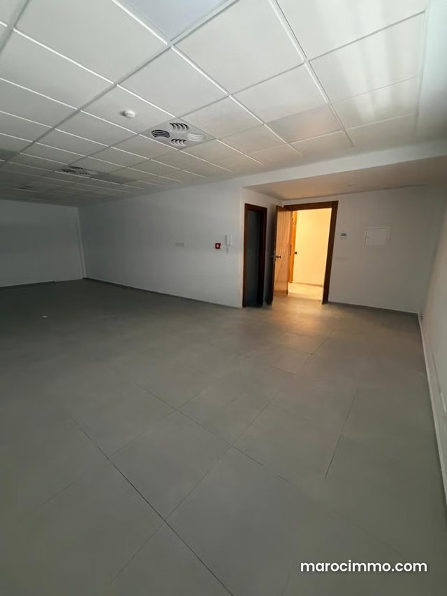 Bureau A Louer Place Mozart Tanger — 3