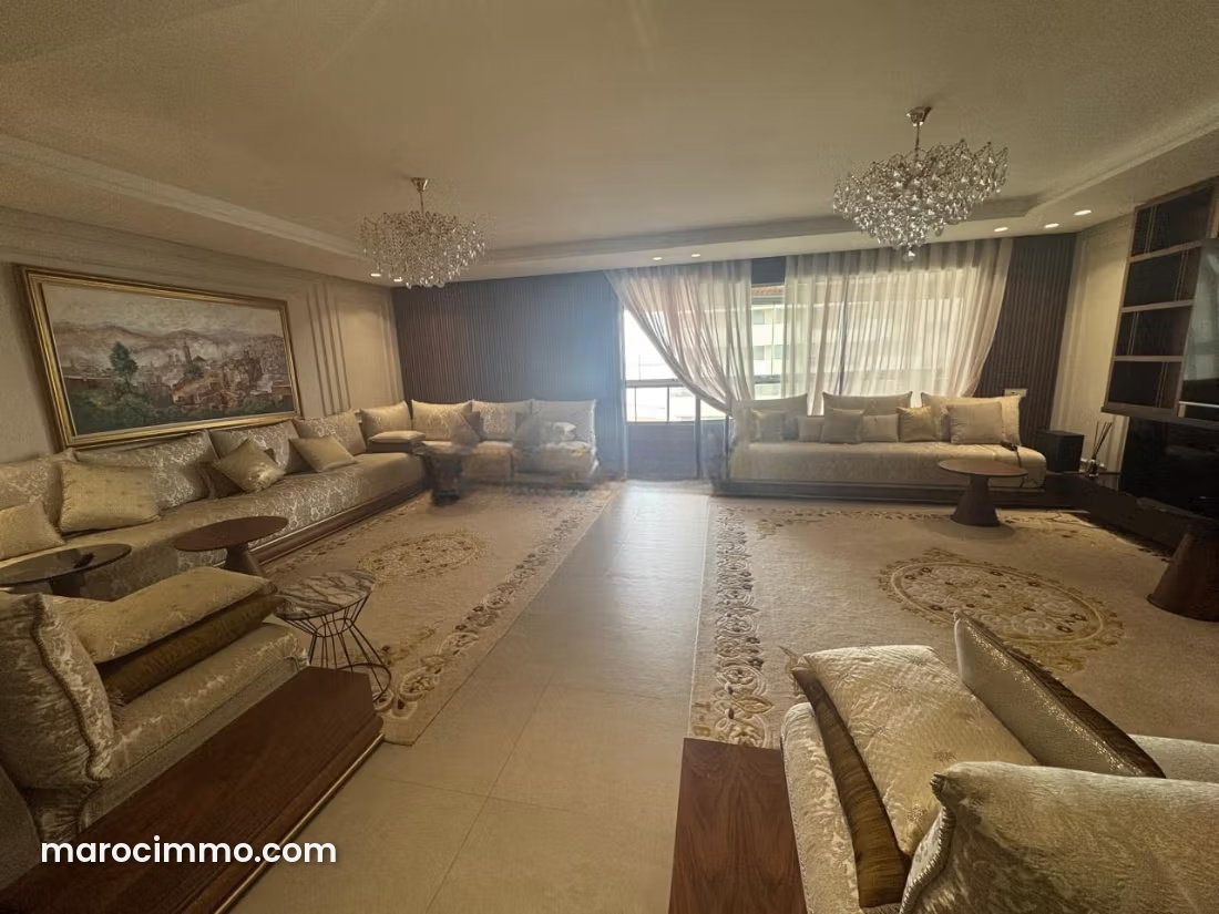 Appartement haut standing avec vue mer à la Marina, Casablanca — Casablanca